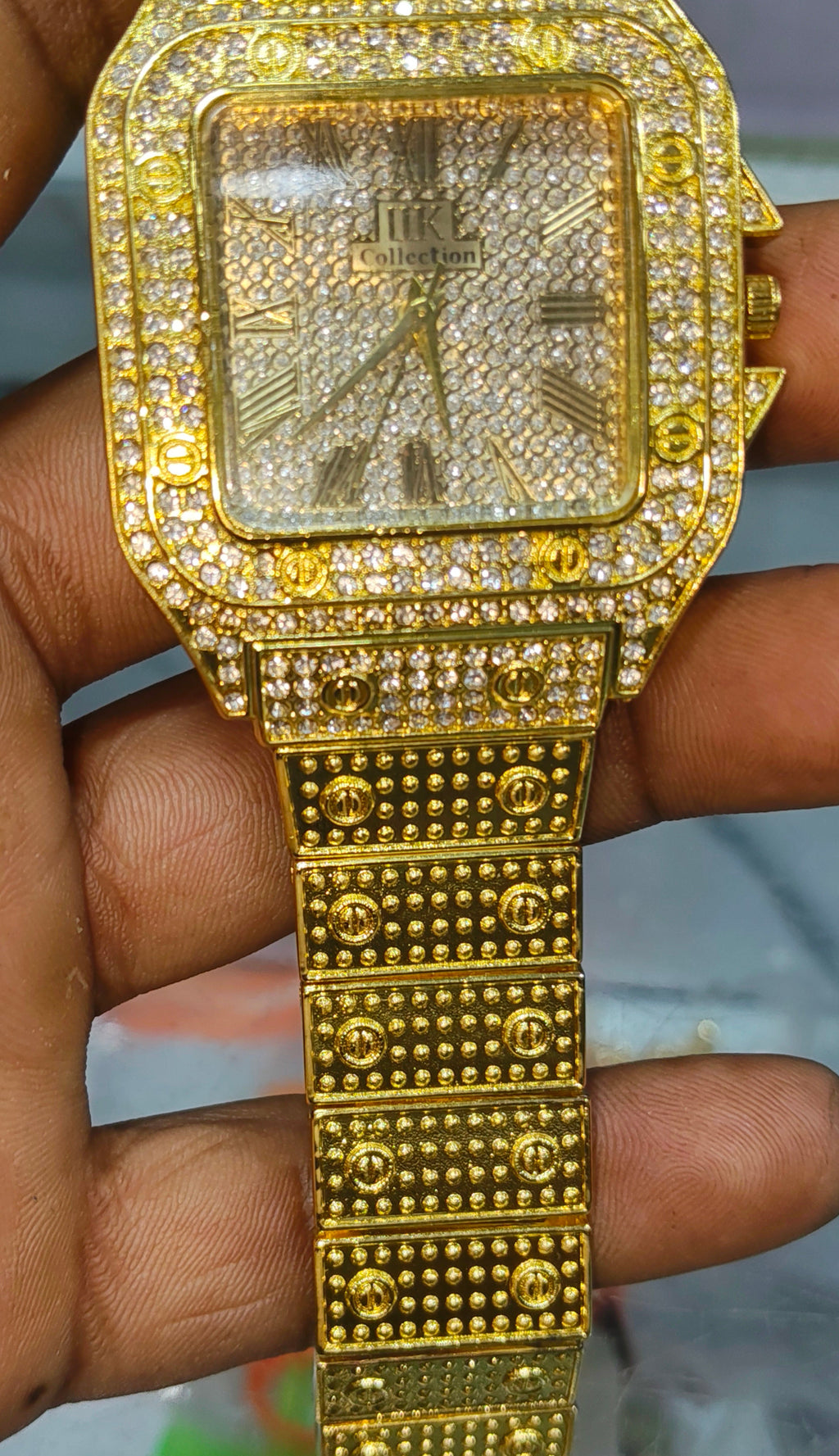 ⌚TK Collection Gold Diamond Watch – Royal Premium Edition ✨